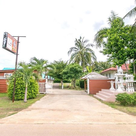 The Rome Resort Pran Buri Exterior foto